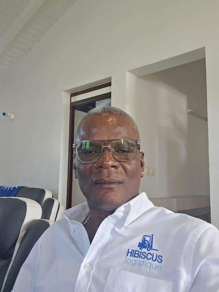 Monsieur Robert Saha